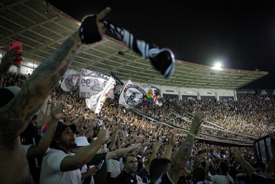 Vasco faz último jogo em 2022 em São Januário, 'principal jogador' na Série B