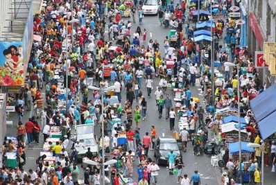 Contratação de temporários no Natal deve ser a maior desde 2013