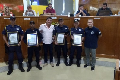 Guardas municipais são homenageados na Câmara de Volta Redonda