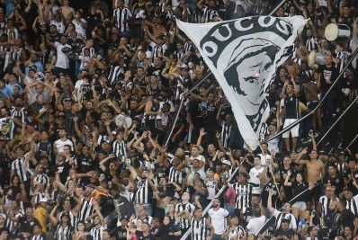 Leste Superior esgota, e Botafogo desbloqueia novo setor para o clássico com o Fluminense