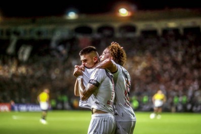No jogo do acesso, Vasco pode quebrar tabu de 35 anos em São Januário