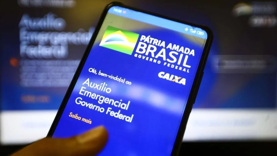 Auxílio Brasil: TCU arquiva ação que pedia fim do consignado para beneficiários
