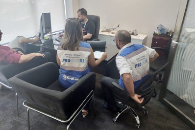 Empresa de turismo assina compromisso com Procon-RJ para cumprimento de voo de torcedores do Flamengo