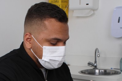 Saúde em Ação Social. Dentista Gilmar da Silva palestra em escolas sobre higiene bucal