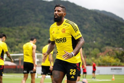 Vidal afirma que título da Libertadores pode levar lateral do Flamengo para a Copa do Mundo