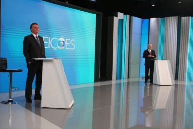 Bolsonaro chama Lula de abortista e petista rebate: 'Sou contra'