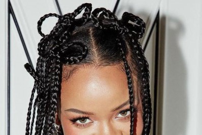 Site afirma que Rihanna assinou acordo milionário para turnê mundial e lançamento de dois álbuns