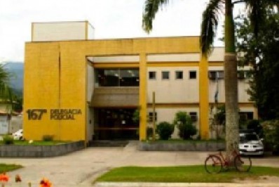 Polícia prende dois traficantes e apreende um adolescente em Paraty