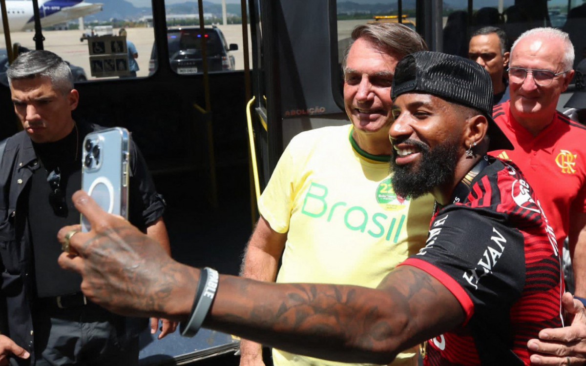 Jair Bolsonaro encontrou elenco do Flamengo