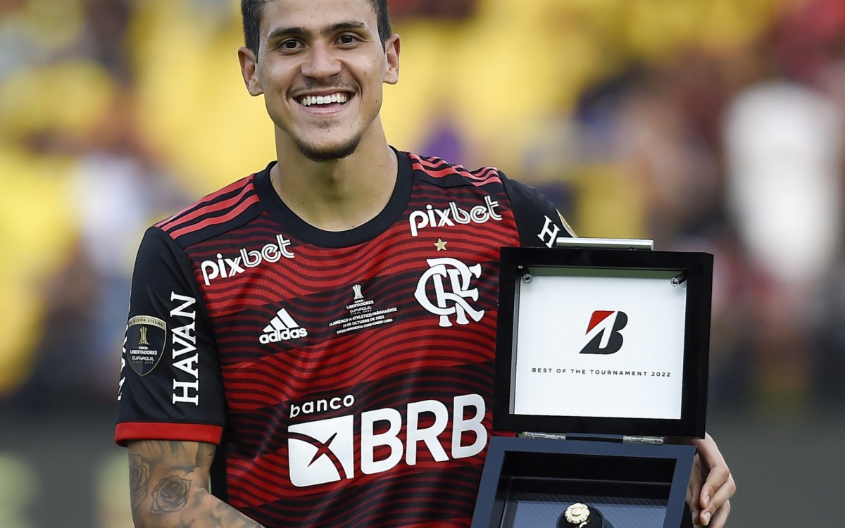 Atacante do Flamengo, Pedro recebeu o anel de melhor jogador da Libertadores de 2022