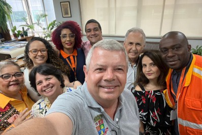 Dia do Servidor Público em Niterói tem encontro com prefeito Grael