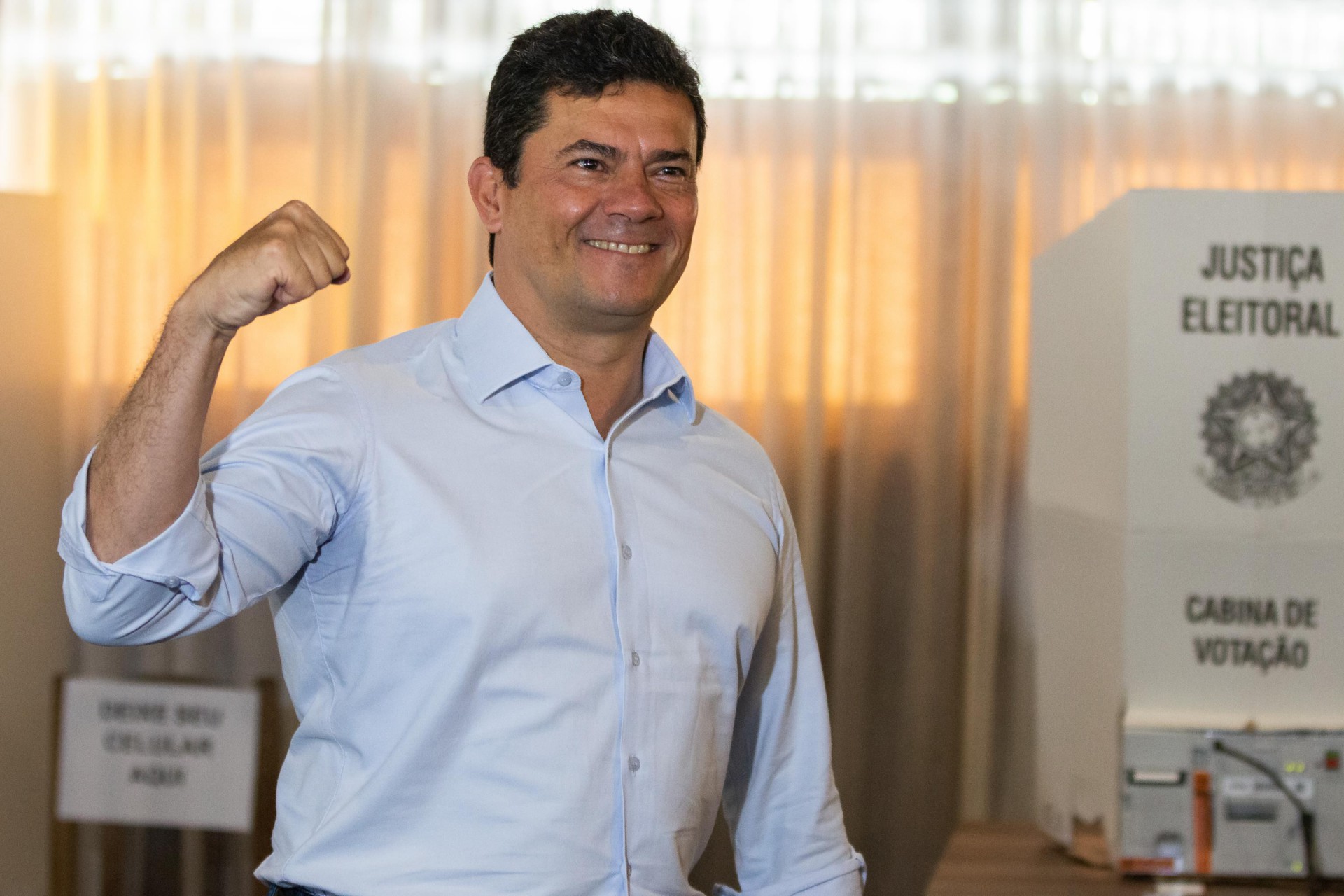  Sergio Moro vota no Clube Duque de Caxias em Curitiba (PR) na manhã deste domingo (30) - Cassiano Rosário / Estadão Conteúdo