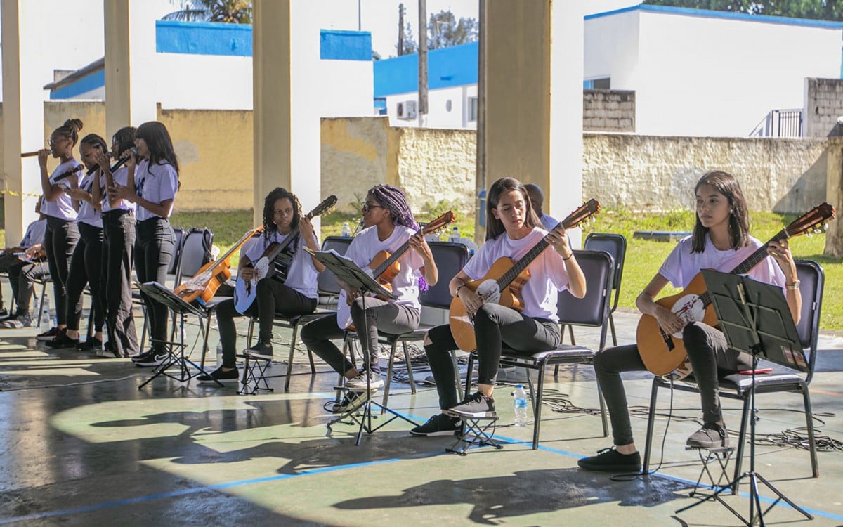 Escolas de Aula de Canto Particular Cidade Jardim - Aula Canto - CEMUSC  Centro Musical