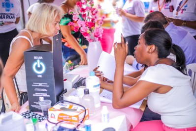 Tendas do Outubro Rosa atendem mais de nove mil pessoas em Belford Roxo