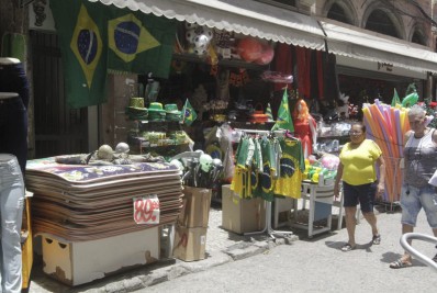 Após ressaca das eleições, clima no Saara já é de Copa do Mundo