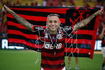 Cebolinha fala sobre título da Libertadores pelo Flamengo e destaca: 'Voltei para o clube certo'