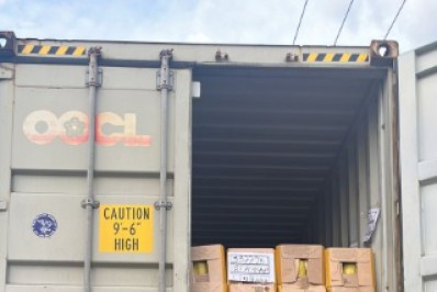 PM recupera caminhão com carga de cesta básica roubado na Zona Norte