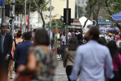 Covid-19: Brasil registra 3.883 casos e 65 mortes em 24 horas