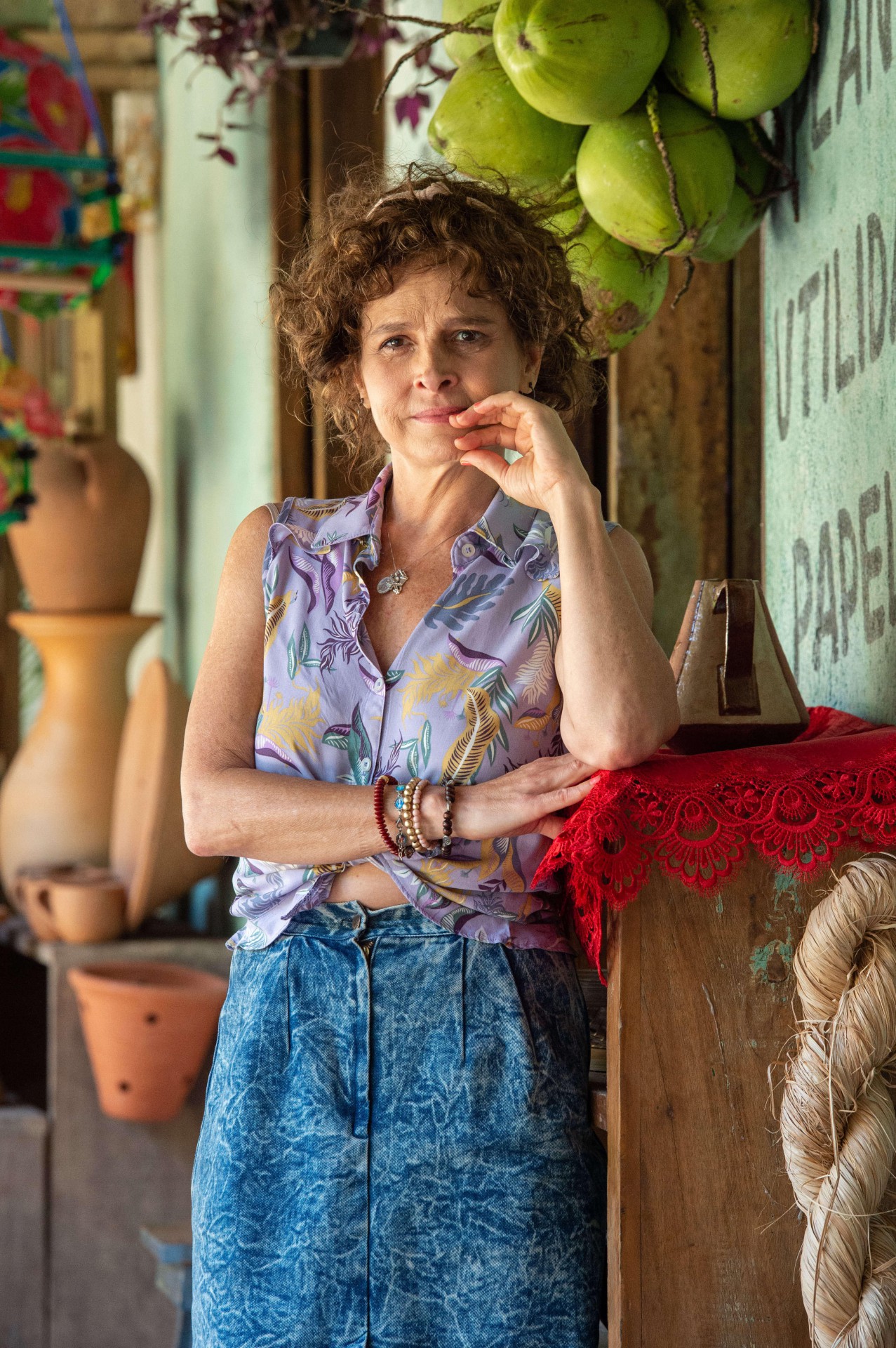 Drica Moraes vive a dona Núbia de 'Travessia' - Divulgação / TV Globo