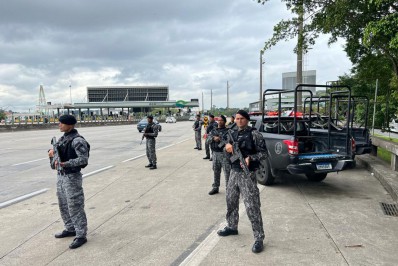 Castro ordena que Batalhão de Choque auxilie na liberação de rodovias: 'População não deve ser prejudicada'