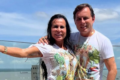 No Catar, Gretchen dá bronca no marido por atitude polêmica: 'Está doido?'