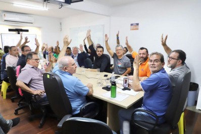 Partido da 'chapa Castro-Lula' aposta na permanência dos quadros