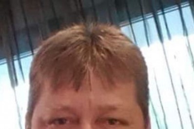 Empresário morre após bater em carreta que bloqueava estrada no MT