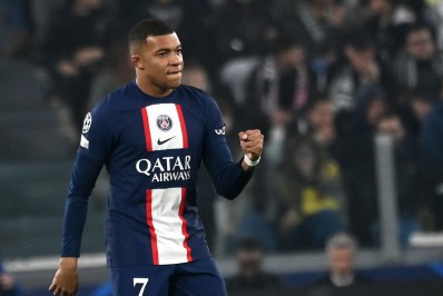 Reintegrado ao PSG, Mbappé é relacionado pela primeira vez na temporada
