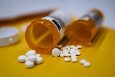 Autoridades dos EUA flexibilizam recomendações para prescrever opioides