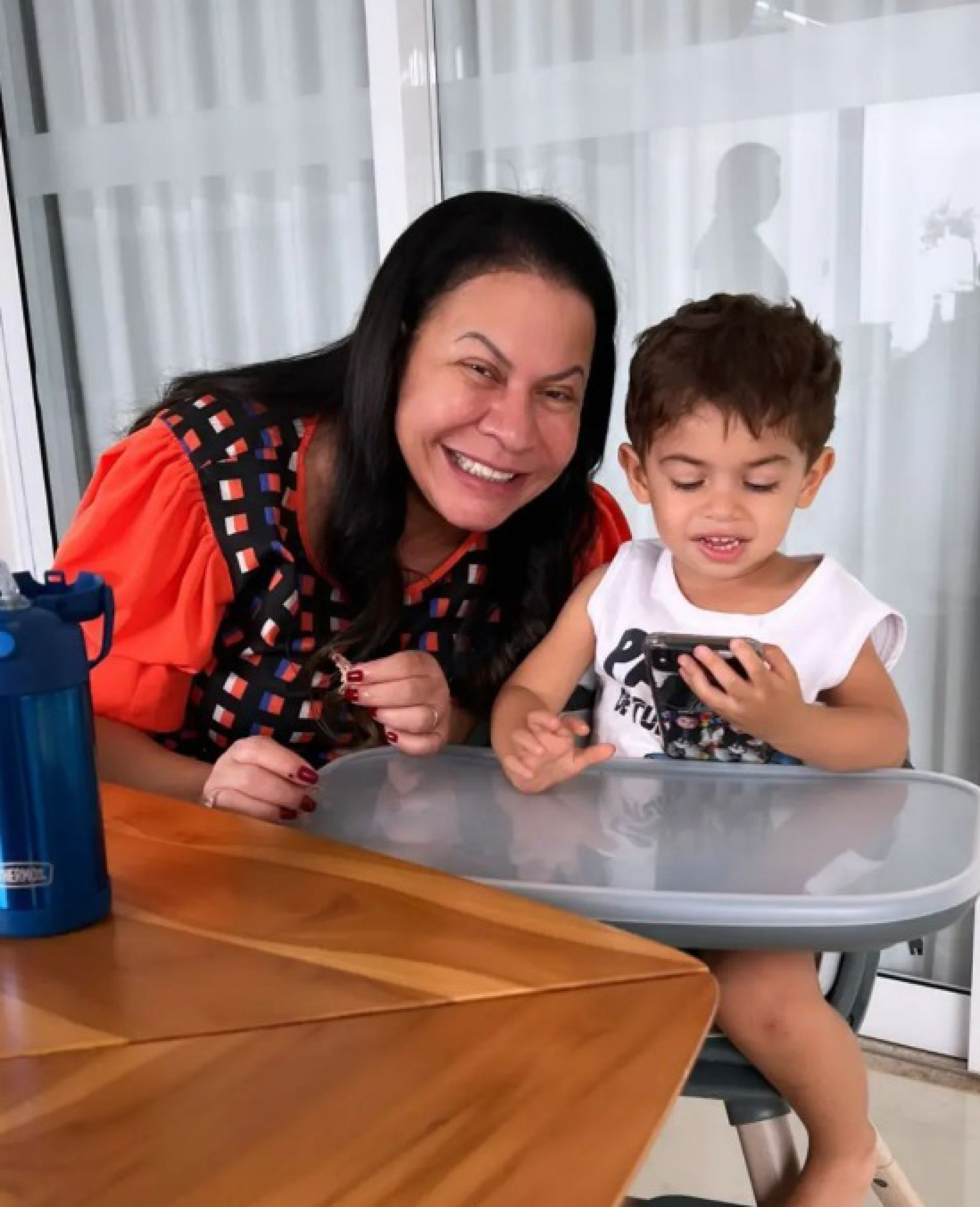 Ruth Moreira e o neto, Leo - Reprodução do Instagram