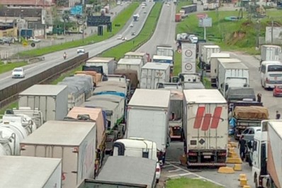 PRF aponta empresário apoiador de Bolsonaro como líder dos atos em SC