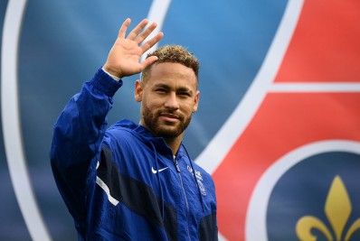 Neymar admite ansiedade para a Copa e exalta 'clima leve' da seleção brasileira