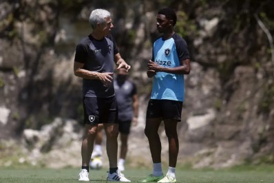 Botafogo se anima com Jeffinho e projeta atacante como maior venda da história do clube