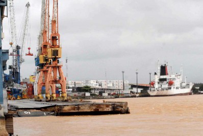 Governo Bolsonaro corre contra o tempo para leiloar Porto de Itajaí e rodovias