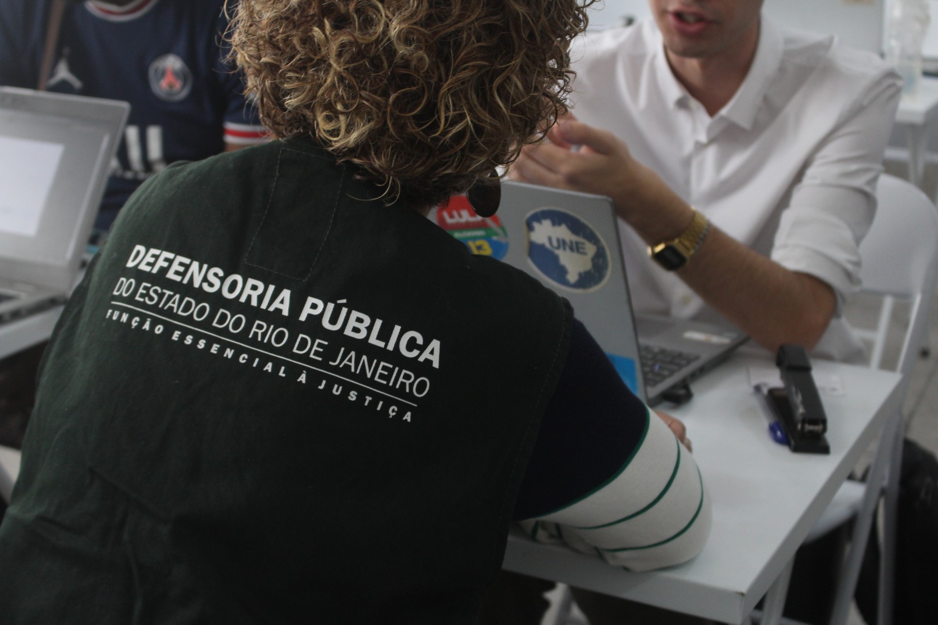 Defensoria Pública Estado do Rio de Janeiro realizou mutirão para auxiliar imigrantes e refugiados neste sábado (5) - Divulgação