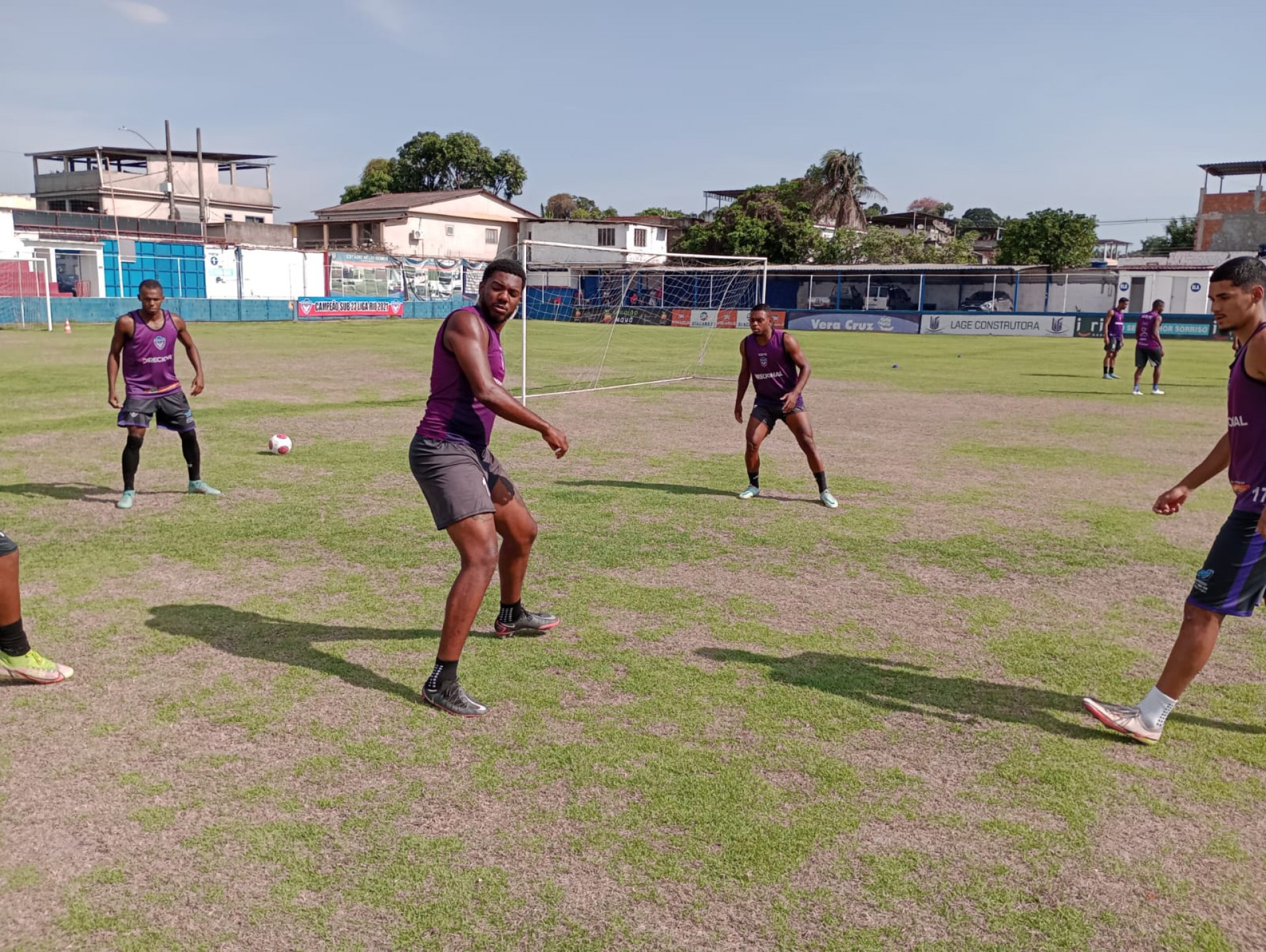 O t&eacute;cnico Luciano Moraes e os jogadores est&atilde;o focados para o jogo decisivo contra o tradicional time de Campos - Divulga&ccedil;&atilde;o