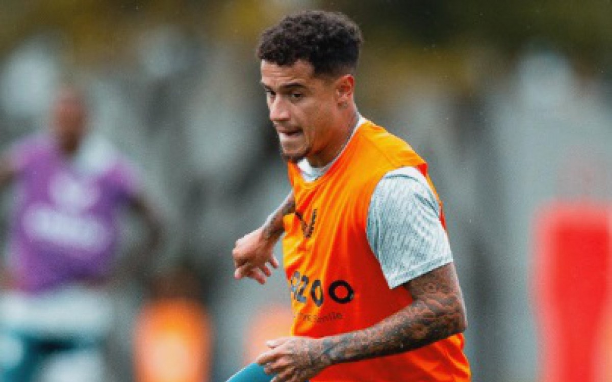Philippe Coutinho est&aacute; na mira do Flamengo