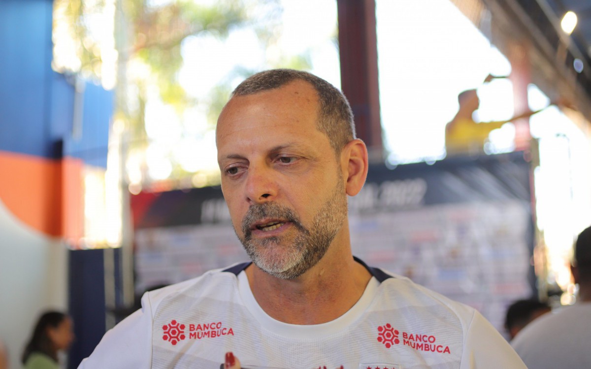 Campe&atilde;o da ta&ccedil;a ouro de Futsal