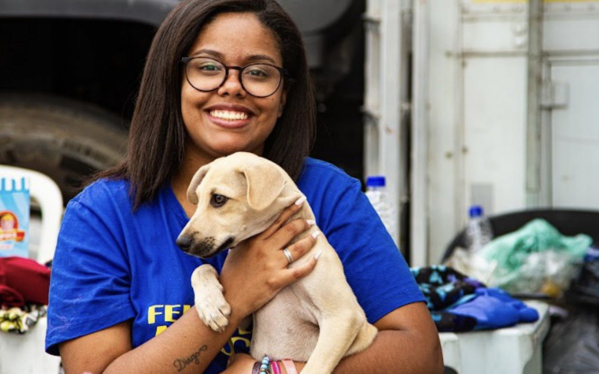 Os interessados em ado&ccedil;&atilde;o de c&atilde;es e gatos podem procurar a Secretaria de Meio Ambiente, durante a semana, de segunda a sexta-feira, das 9h &agrave;s 17h. 