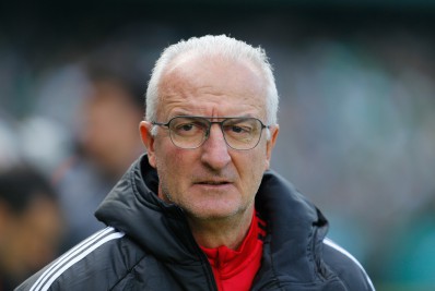 Representante de Dorival chega ao Rio no final de semana para fechar renovação do treinador com o Flamengo