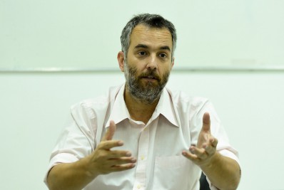 Aumento na taxa de positividade para Covid-19 leva Estado a reforçar testes para sintomas de síndrome gripal