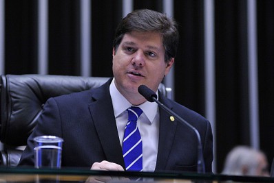 'Vamos ser honestos, não precisa de mais tempo', diz Baleia Rossi sobre reforma tributária