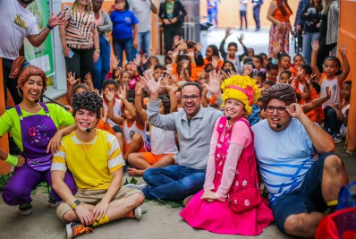 Escolas municipais de Belford Roxo recebem atração cultural 'Turma em Ação: Missão Natureza'