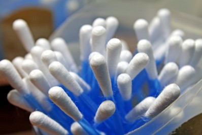 'Fumar cotonete': Desafio viral no TikTok pode afetar pulmão de jovens