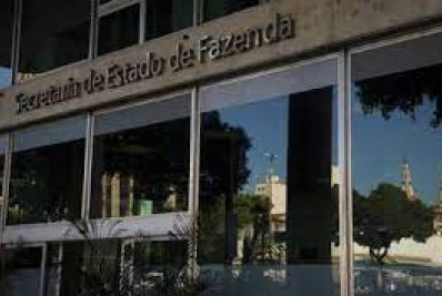 Mutirão do Recupera IPVA atende mais de 500 pessoas no Centro do Rio