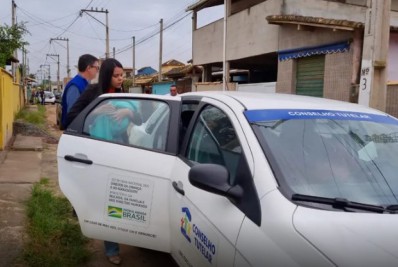 Mulher é acusada de forjar certidão de óbito do filho e trocar criança por recompensa na Região dos Lagos