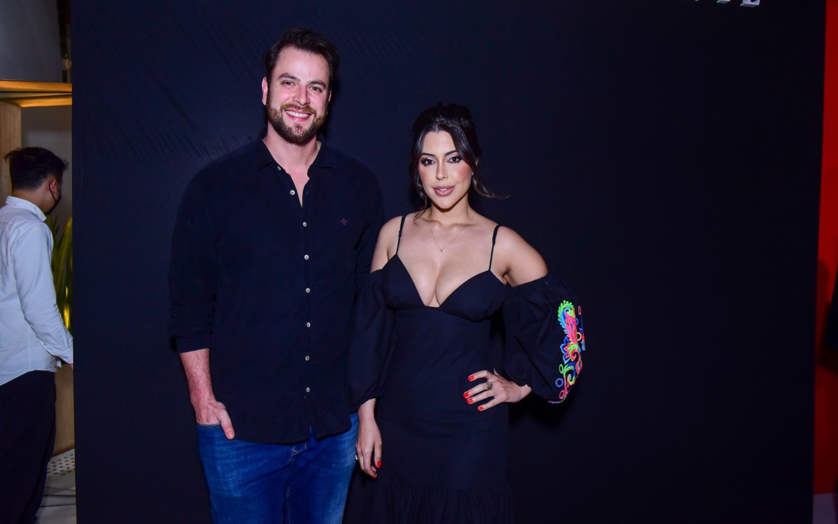 Ex-BBBs Gustavo Marsengo e Laís Caldas - Marcelo Sá Barretto / Ag. News