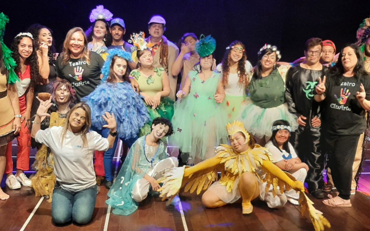 A Companhia de Teatro CinARTE é formada exclusivamente por 20 crianças e jovens atores portadores de necessidades intelectuais