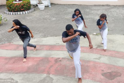 Projeto 'Arte por Toda Parte' abre inscrições para aulas de capoeira