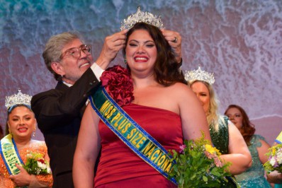 Jessica Paes é a vencedora do concurso 'Miss Plus Size Nacional'